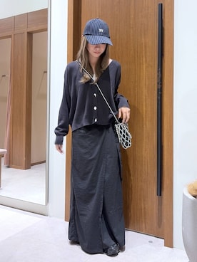 「BAYFLOW（ベイフロー）のビーズミニショルダーバッグ（ショルダーバッグ、シルバー系）」を使った、aoo008さん（レディース・150cm）の秋コーディネート