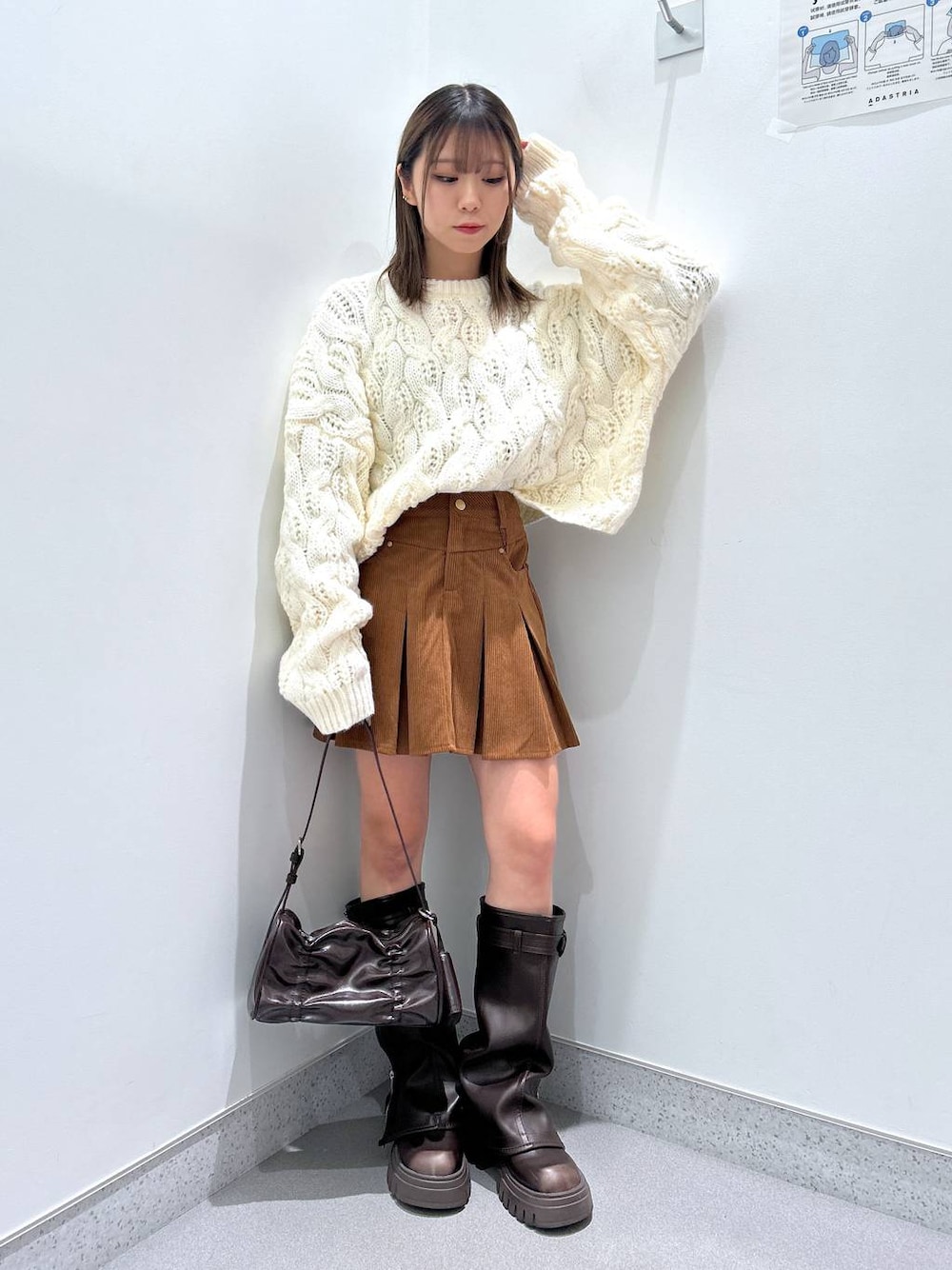 「低身長、女子ウケ」｜「FOREVER 21の【2024FW】カバーブーツ（ブーツ、ブラウン系）」を使った、aoo008さん（レディース・150cm）の冬コーディネートの1枚目の写真