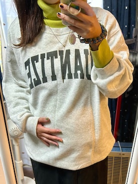 「アイテム（ジャンパースカート）」を使った、a357さん（レディース・168cm）の秋コーディネート