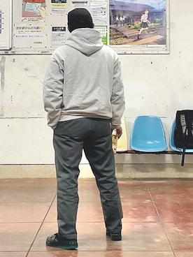 「LOS ANGELES APPAREL（ロサンゼルスアパレル）のアイテム（パーカー）」を使った、piru1さん（メンズ・175cm）の春コーディネート