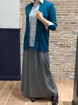 「緑のカーディガン」｜BRICK HOUSE シャツ工房 橋本アリオ店さん（レディース・164cm）の春コーディネート