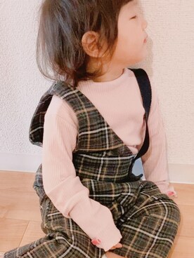 「おんなのこコーデ」｜「アイテム（サロペット/オーバーオール）」を使った、HARUNAさん（キッズ・90cm）の冬コーディネート
