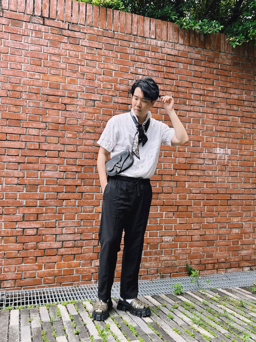 【洗練コーディネートに♪】PRADA レザーサンダル ブラック 国内買付 すぐ届くPrada プラダ レザー サンダル (PRADA