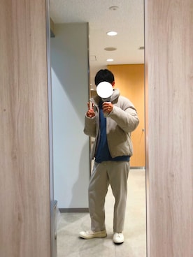 「アイテム（ダウンジャケット/コート、ホワイト系）」を使った、わらびもちさん（メンズ・169cm）の冬コーディネート