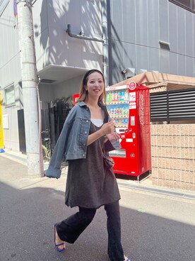 「ainodeのアイテム（デニムジャケット、グレー系）」を使った、ONISHI_165cmさん（レディース・165cm）の秋コーディネート