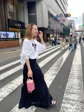 「SHENERY（シーナリー）のMickey Mouse Club / ロングスリーブTee（Tシャツ/カットソー、ホワイト系）」を使った、ONISHI_165cmさん（レディース・165cm）の夏コーディネート
