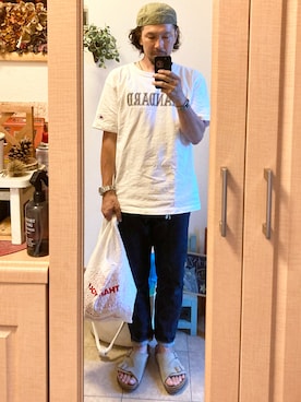 「アイテム（バングル/リストバンド、グリーン系）」を使った、tomolexさん（メンズ・172cm）の夏コーディネート