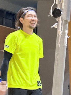 「ASICS（アシックス）のアイテム（トップス）」を使った、tomolexさん（メンズ・172cm）の秋コーディネート