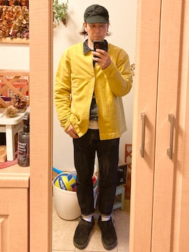 「アイテム（バングル/リストバンド、グリーン系）」を使った、tomolexさん（メンズ・172cm）の冬コーディネート