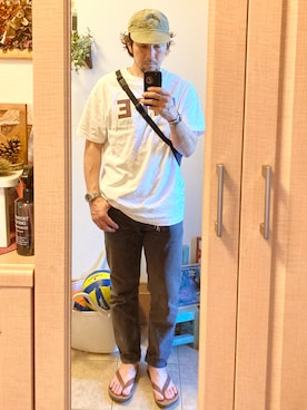 「アイテム（バングル/リストバンド、グリーン系）」を使った、tomolexさん（メンズ・172cm）の春コーディネート