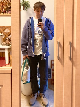 「アイテム（バングル/リストバンド）」を使った、tomolexさん（メンズ・172cm）の春コーディネート