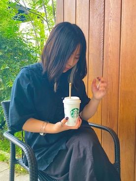 「niko and...（ニコアンド）の2WAYスクエアカラーブラウス（シャツ/ブラウス、ブラック系）」を使った、naimeyさん（レディース・152cm）の秋コーディネート