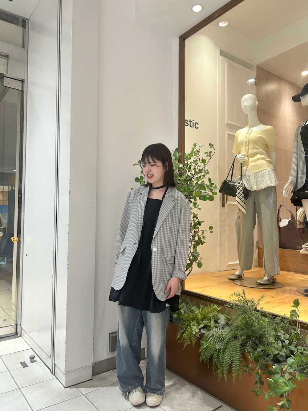 「mysticの【夏の着映えアイテム/2サイズ展開】バルーンミニジャンスカ（ワンピース、ブラック系）」を使った、sora さん（骨格ウェーブ・レディース・155cm）の夏コーディネートの1枚目の写真