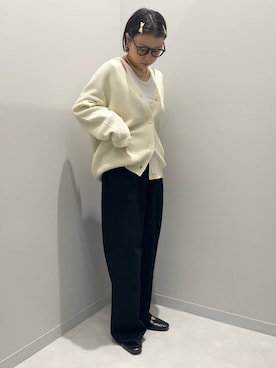 「アイテム（バレッタ/ヘアクリップ、イエロー系）」を使った、kinacoさん（レディース・158cm）の秋コーディネート