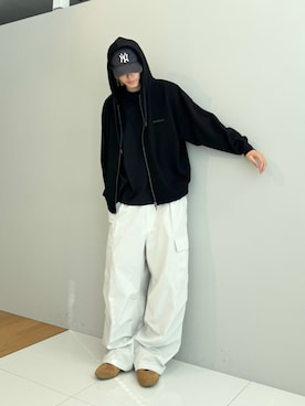 「大人カジュアルコーデ」｜「アイテム（パーカー）」を使った、SSさん（メンズ・178cm）の冬コーディネート