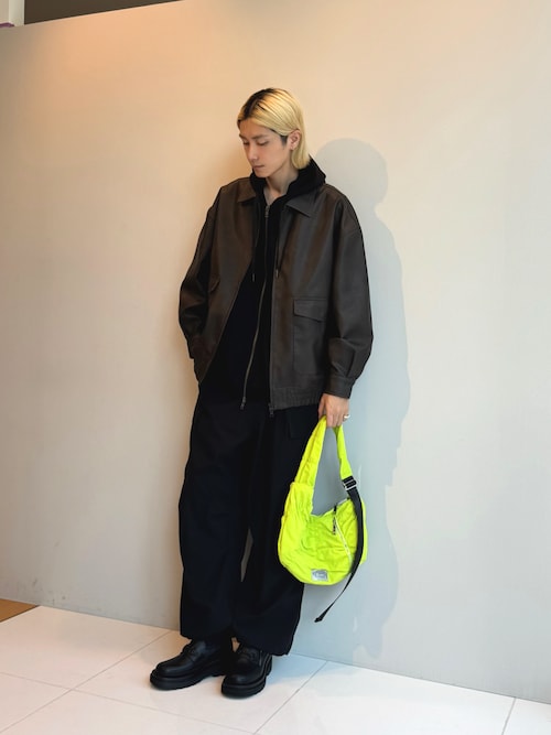 A－2シンセティックレザーブルゾン