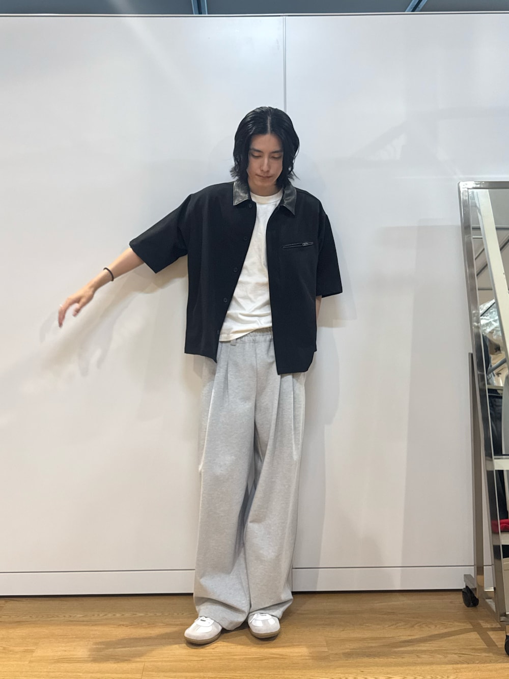 「オープンカラーシャツ、メンズファッション、ゆるコーデ、お洒落さんとつながりたい、今日のコーデ、夏服」｜「tk.TAKEO KIKUCHIの衿配色ワーカーシャツアウター（シャツ/ブラウス、ブラック系）」を使った、SSさん（骨格ナチュラル・メンズ・178cm）の夏コーディネートの1枚目の写真