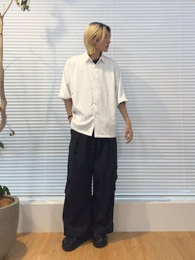 「tk.TAKEO KIKUCHI（ティーケータケオキクチ）のアイテム（カーゴパンツ）」を使った、SSさん（メンズ・178cm）の春コーディネート