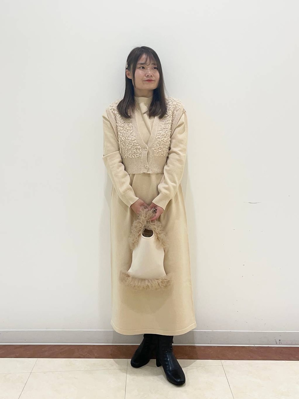 「ワンピース、女子ウケ、ニット、秋冬新作」｜「LOWRYS FARMのストレッチヒールブーツ　140507（ブーツ、ブラック系）」を使った、hono0427さん（レディース・151cm）の秋コーディネートの1枚目の写真