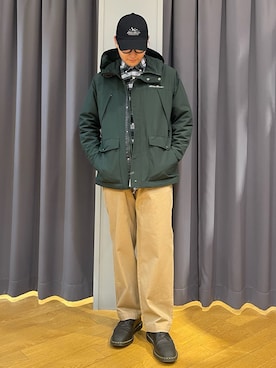 「アイテム（マウンテンパーカー）」を使った、ebkouhokuさん（メンズ・175cm）の秋コーディネート