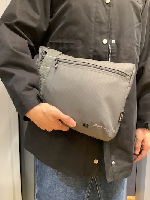 Eddie Bauer ショルダーバッグ メッセンジャーバッグ 中古・古着通販】Eddie Bauer SPORT (エディーバウアースポーツ