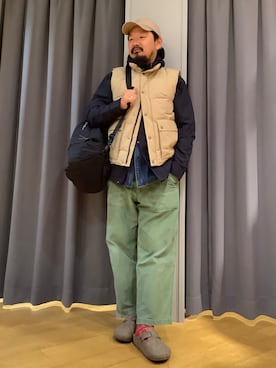「アイテム（ダウンベスト）」を使った、ebkouhokuさん（メンズ・173cm）の秋コーディネート