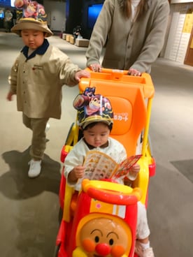 「アイテム（デニムパンツ）」を使った、chilltohaさん（キッズ・120cm）の秋コーディネート