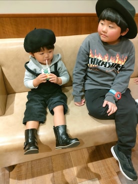 「アイテム（パーカー）」を使った、chilltohaさん（キッズ・120cm）の冬コーディネート