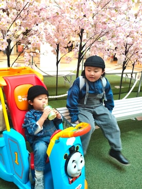 「Basiquenti（ベーシックエンティ）のアイテム」を使った、chilltohaさん（キッズ・120cm）の春コーディネート