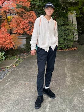 「アイテム（モカシン/デッキシューズ）」を使った、かなたさん（メンズ・168cm）の秋コーディネート