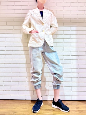 「Desigual（デシグアル）のアイテム」を使った、Desigual 西宮阪急 STAFFさん（レディース・170cm）の春コーディネート