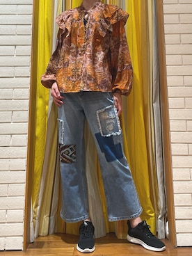 「アイテム（シャツ/ブラウス、オレンジ系）」を使った、Desigual 西宮阪急 STAFFさん（レディース・169cm）の秋コーディネート