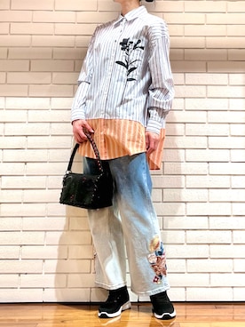 Desigual 西宮阪急 STAFFさん(レディース・170cm)の冬コーディネート