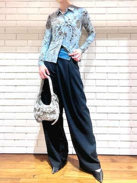 「Desigual（デシグアル）のロングスリーブフラワーシャツ（Tシャツ/カットソー、ブルー系）」を使った、Desigual 西宮阪急 STAFFさん（レディース・170cm）の春コーディネート
