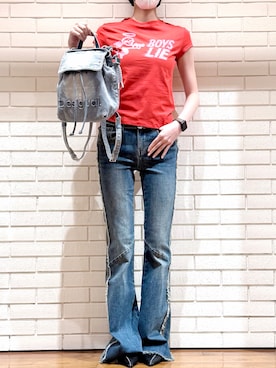 「Desigual（デシグアル）のアイテム」を使った、Desigual 西宮阪急 STAFFさん（レディース・167cm）の春コーディネート