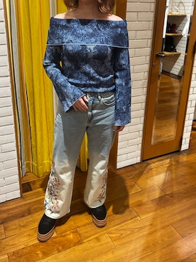 「Desigual（デシグアル）のアイテム（パンツ）」を使った、Desigual 西宮 STAFFさん（メンズ・177cm）の春コーディネート