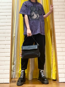 「アイテム（ハンドバッグ）」を使った、Desigual 西宮阪急 STAFFさん（メンズ・172cm）の秋コーディネート