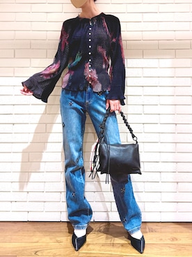 「Desigual（デシグアル）のアイテム」を使った、Desigual 西宮阪急 STAFFさん（レディース・170cm）の春コーディネート