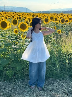 「アイテム（サンダル）」を使った、𝒑𝒊さん（レディース・163cm）の秋コーディネート