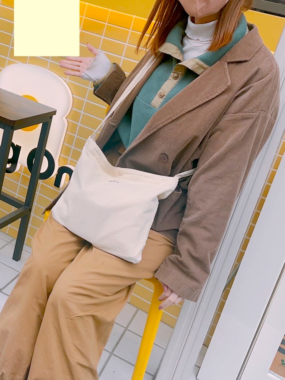 「ootd、カジュアル、オトナカジュアル、休日スタイル、ジャケット、Crisp、フリース、java、パンツスタイル、UNIQLO、ユニクロ、おしゃれさんと繋がりたい」｜「Kastaneの【WEB限定カラーあり】テレコメロウハイネックロンT（Tシャツ/カットソー、ホワイト系）」を使った、さやぽんぬ。さん（骨格ウェーブ・レディース・162cm）の春コーディネートの1枚目の写真