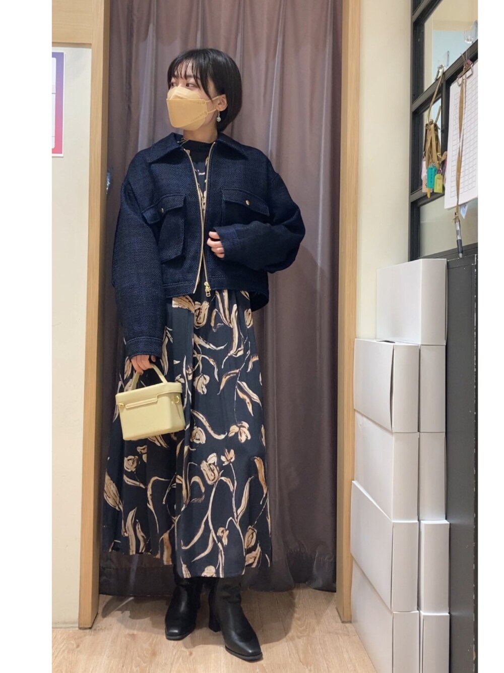 Te chichi CLASSIC（テチチクラシック）の「ブライトカラー