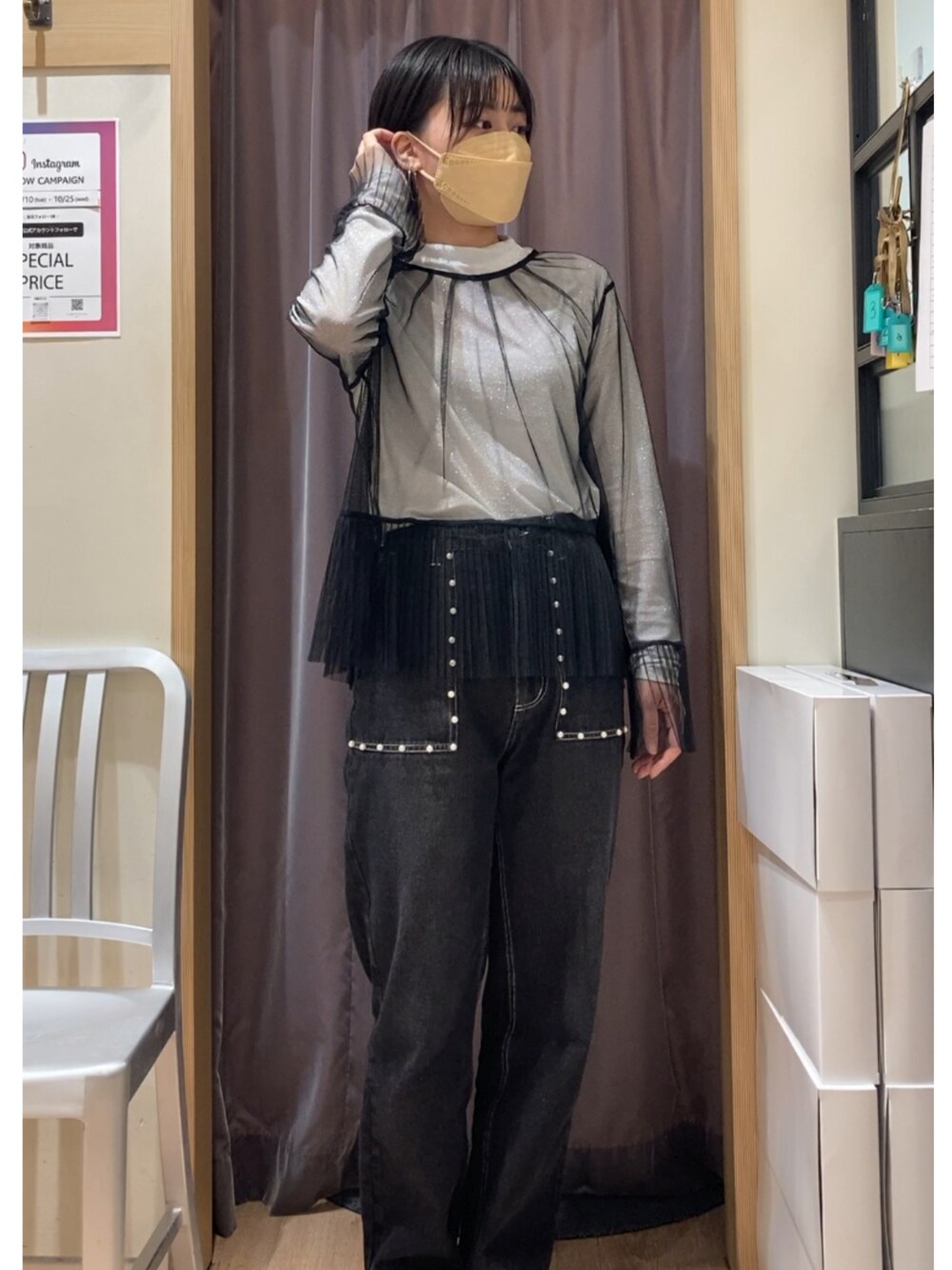 「テチチ(Te chichi)、Te chichi(Te chichi)、レイヤードスタイル、デニムパンツ、パール、シルバー、インナー、重ね着、きれいめカジュアル、キレイめコーデ、シンプル、休日スタイル、高身長女子、モノトーンコーデ、おしゃれさんと繋がりたい」｜minamichanさん（レディース・163cm）の秋コーディネートの1枚目の写真