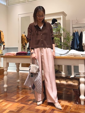 「アイテム（チャーム）」を使った、Kagawaさん（レディース・161cm）の秋コーディネート