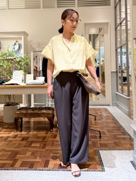 「NOLLEY’S（ノーリーズ）の《セットアップ対応》ウォッシャブルイージーツイルセミワイドパンツ（その他パンツ、グレー系）」を使った、Kagawaさん（レディース・161cm）の夏コーディネート