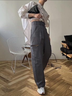 「アイテム（チノパンツ）」を使った、hara sayakaさん（レディース・156cm）の春コーディネート