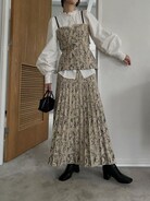 【willfully】drawing flower knit pleatsセット WILLFULLY（ウィルフリー）の「drawing flower knit pleats SK