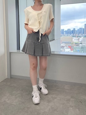 「アイテム（デニムスカート、グレー系）」を使った、みれいさん（レディース・150cm）の夏コーディネート