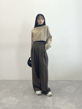 「アイテム（スラックス）」を使った、みれいさん（レディース・150cm）の秋コーディネート