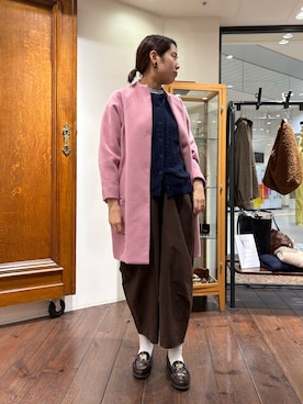 「アイテム（その他アウター、ピンク系）」を使った、sawada.さん（レディース・169cm）の秋コーディネート