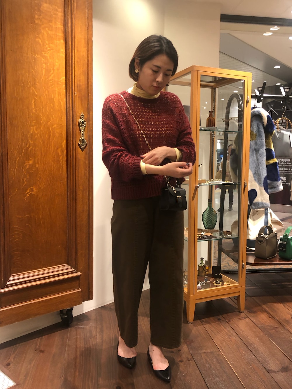 「秋冬コーデ、キレイめカジュアル、オトナカジュアル、高身長コーデ、秋のコーデ、ootd、ニット、赤ニット、ニットコーデ、ノンブルアンペール、フィルデフェール」｜「FIL DE FERのモヘアタッチ3者混　ボートネックP/O（ニット/セーター、レッド系）」を使った、sawada.さん（レディース・169cm）の秋コーディネートの1枚目の写真